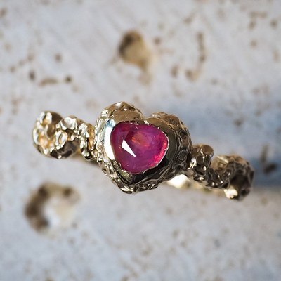 Suzie&rsquo;s Ring, a 9ct yellow gold ring set with a pink heart-shaped sapphire